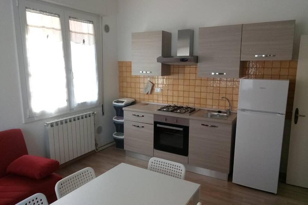 Caro Ingresso Indipendente 20Mt Tram Venezia Wifi Appartement Mestre Buitenkant foto