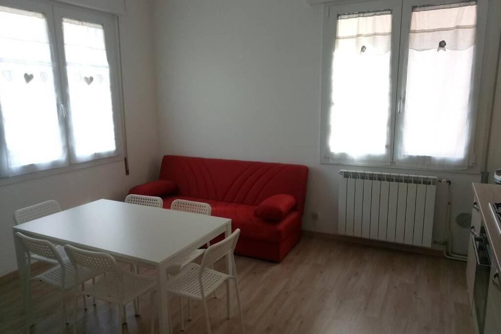 Caro Ingresso Indipendente 20Mt Tram Venezia Wifi Appartement Mestre Buitenkant foto