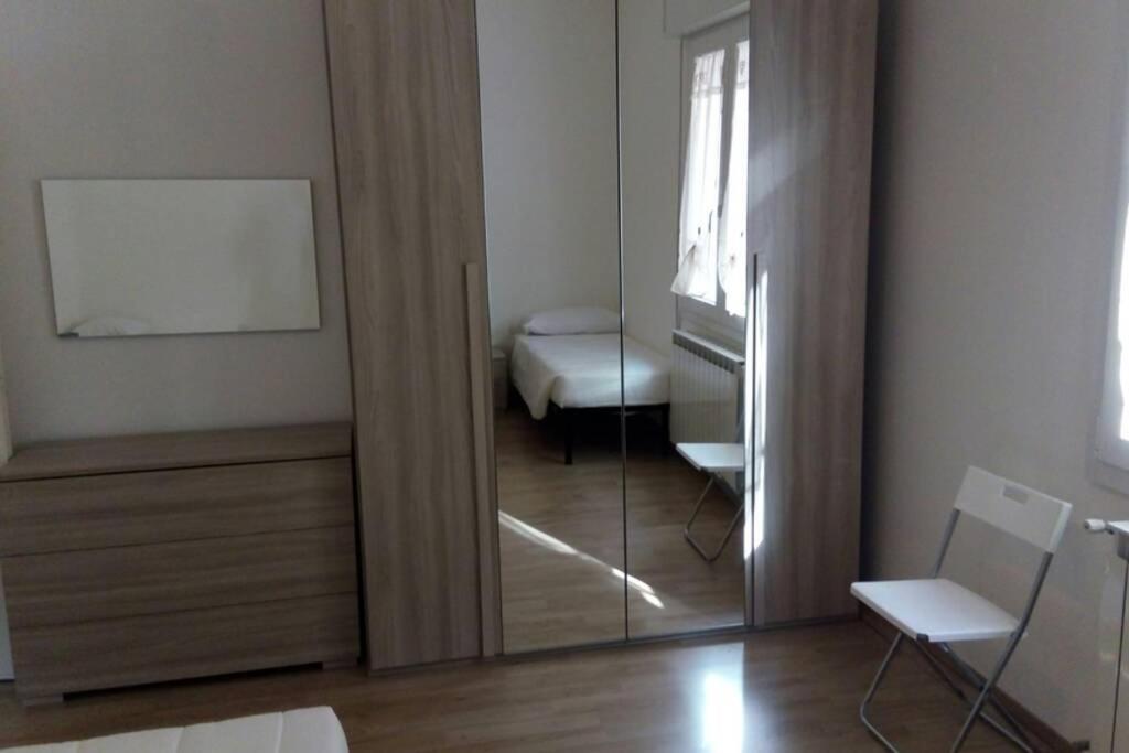 Caro Ingresso Indipendente 20Mt Tram Venezia Wifi Appartement Mestre Buitenkant foto